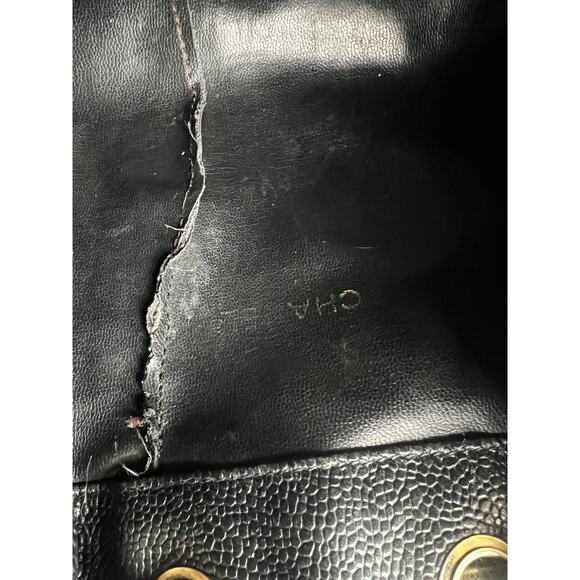 Chanel Vintage Black Caviar Drawstring Shoulder Bucket Bag - Picture 14 of 16